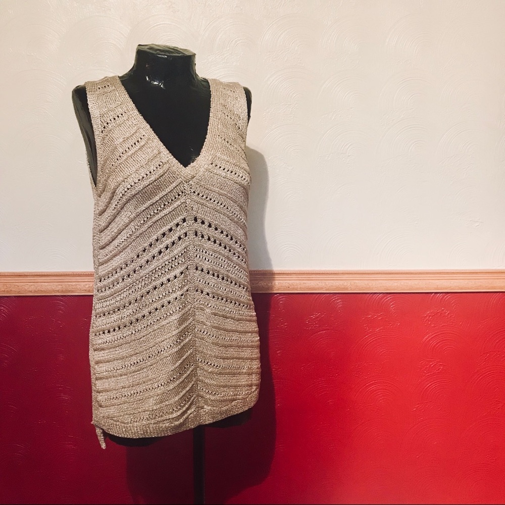 White House | Black Market Knitted Top